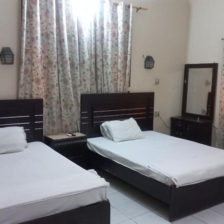 Al Rehman Guest Hous Hotel Hiderábád Kültér fotó